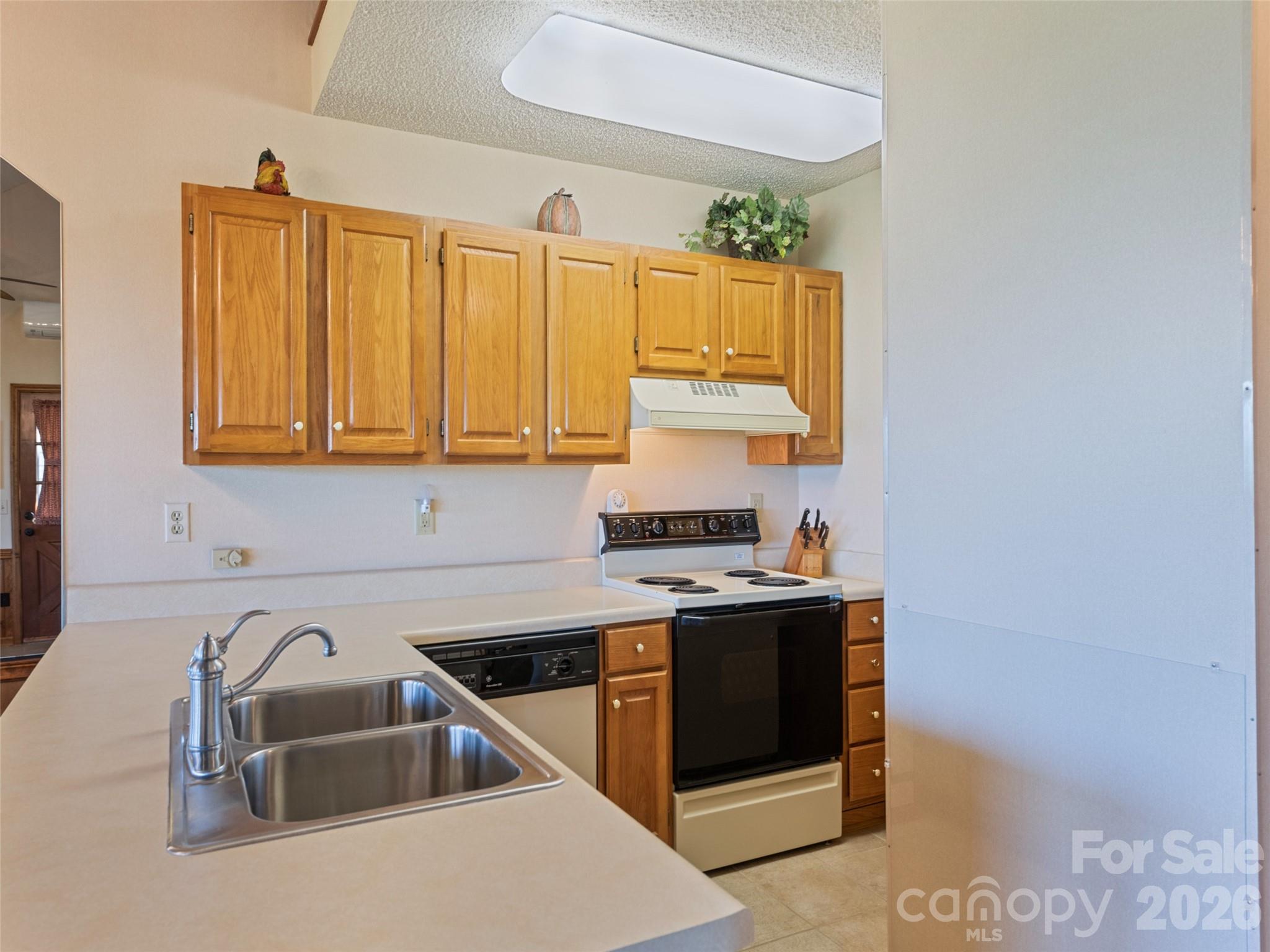 600 Brandywine Road, Unit 2 Waynesville, NC 28786 - Photo 9 of 23