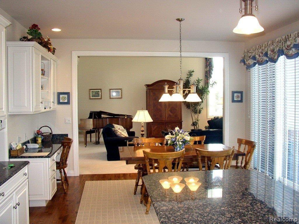 4706 Goodison Pl Drive Rochester, MI 48306 - Photo 8 of 13 Kitchen