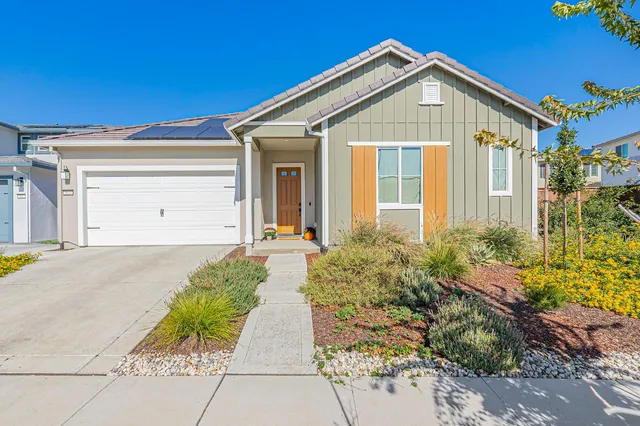 $769,000 | 2021 Santos Street, Woodland, CA 95776