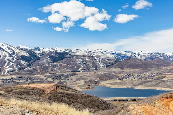 $695,000 | 11114 North Wrangler Circle, Unit 41, Kamas, UT 84036
