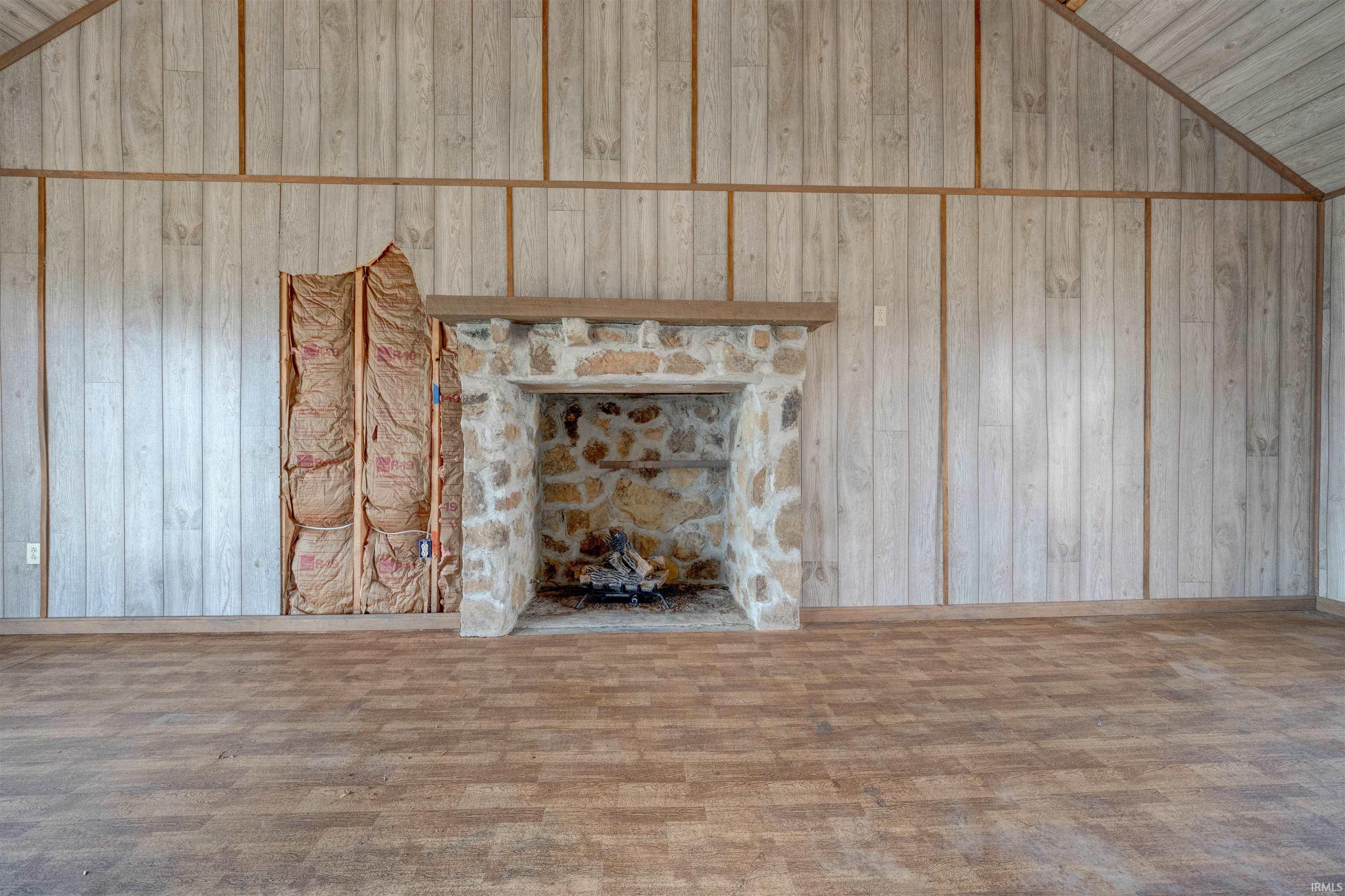 12884 Highway 66 Rome, IN 47574 - Photo 17 of 31