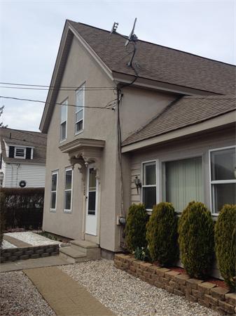 20 Ash Street Clinton, MA 01510 - Photo 3 of 26 Gallery Image 3