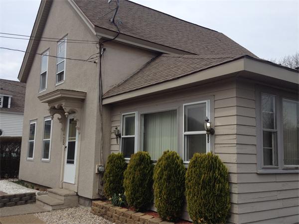 20 Ash Street Clinton, MA 01510 - Photo 4 of 26 Gallery Image 4
