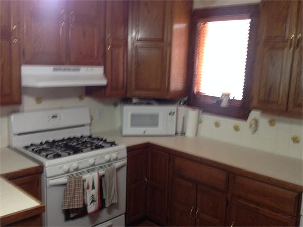 20 Ash Street Clinton, MA 01510 - Photo 6 of 26 Gallery Image 6