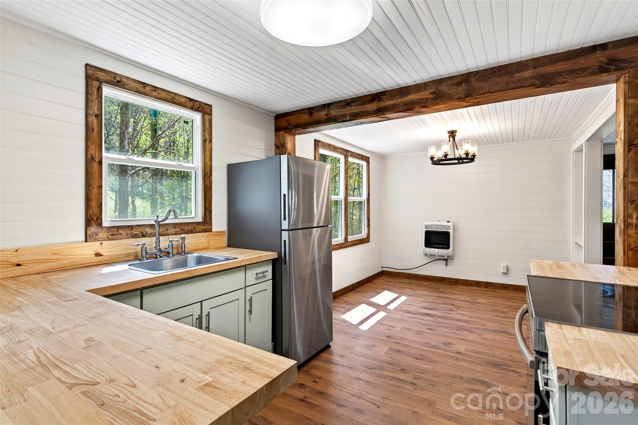 488 Cad Campbell Road Bakersville, NC 28705 - Photo 16 of 39