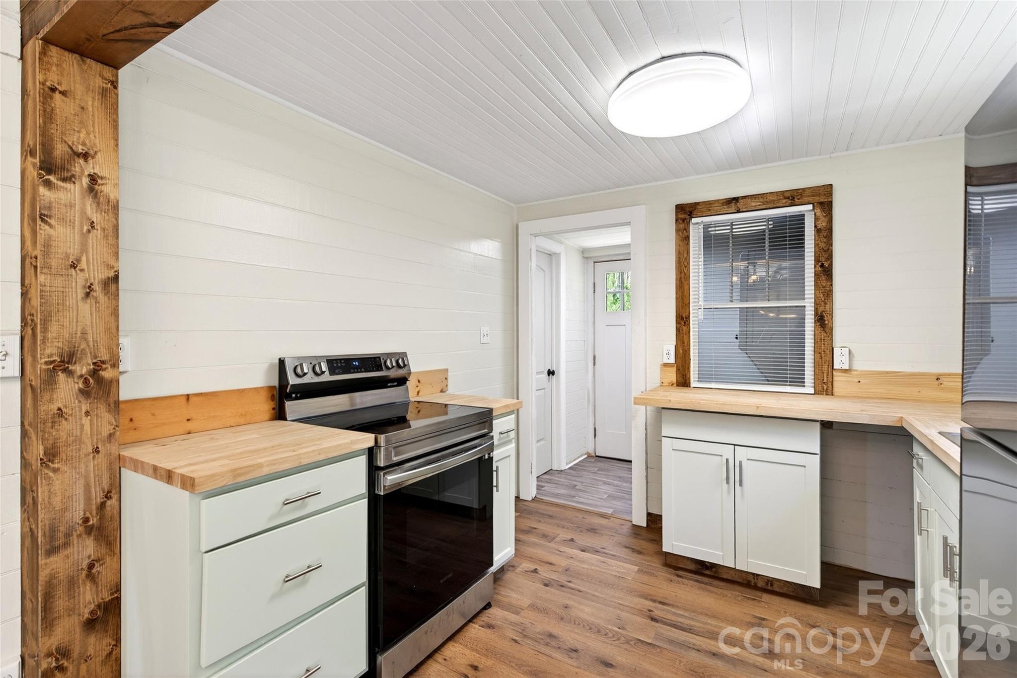 488 Cad Campbell Road Bakersville, NC 28705 - Photo 19 of 39