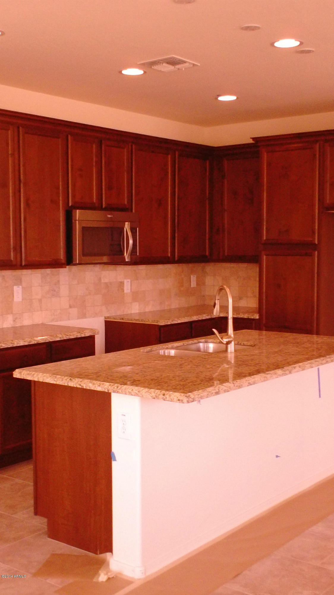 3115 East Rochelle Street Mesa, AZ 85213 - Photo 12 of 14 Tumbled Stone Back splash with Granite