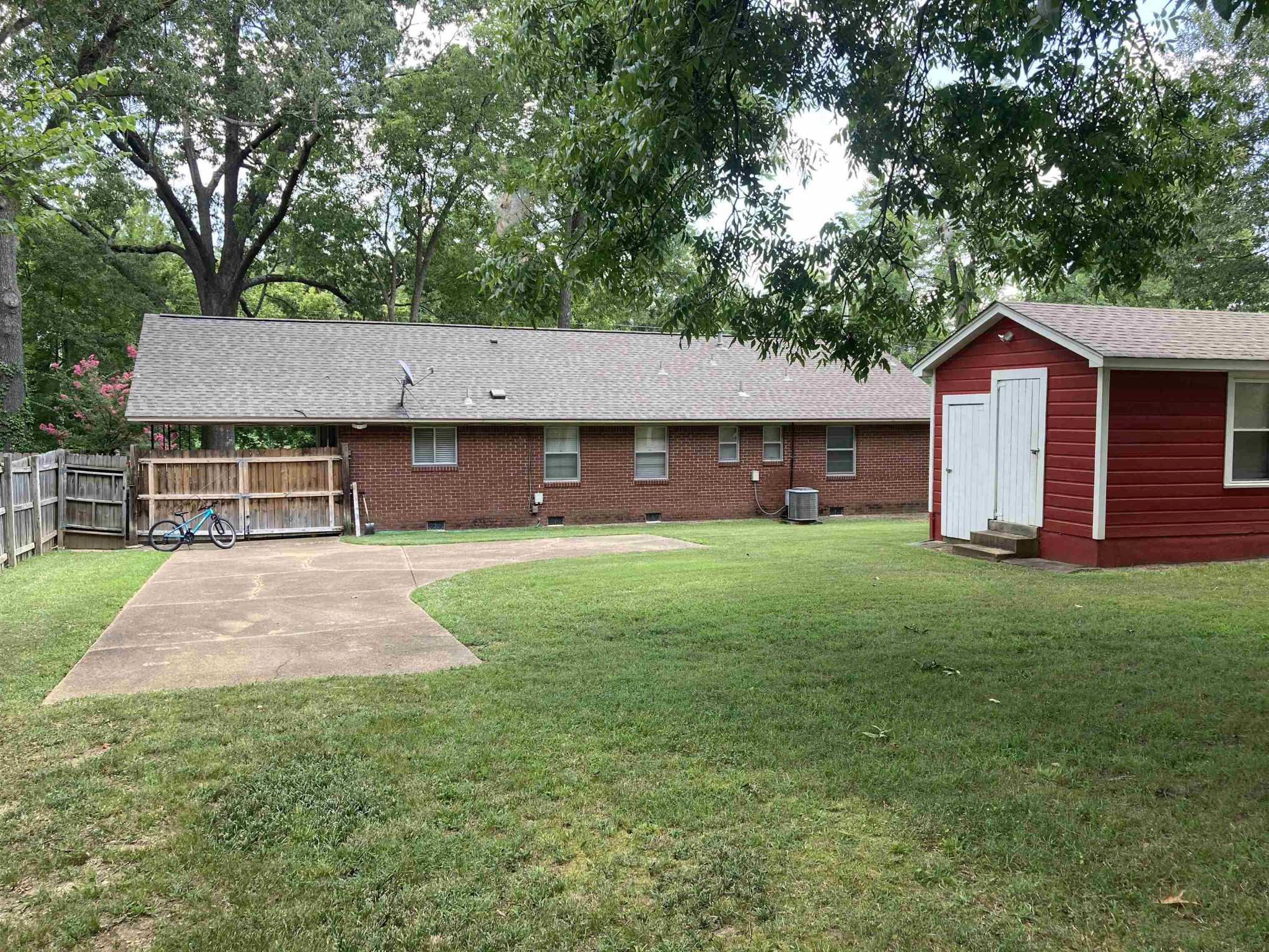 2935 Court Street Memphis, TN 38134 - Photo 10 of 17