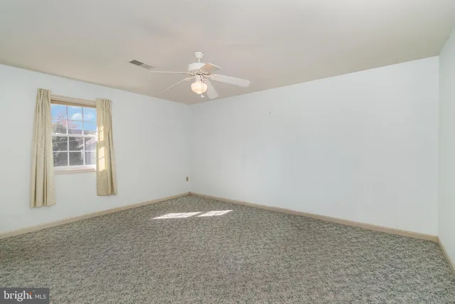 $275,000 | 15 Lakeview Drive, Myerstown, PA 17067