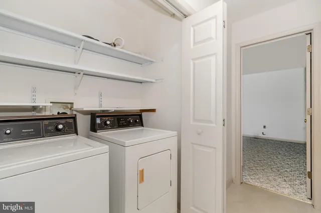 $275,000 | 15 Lakeview Drive, Myerstown, PA 17067