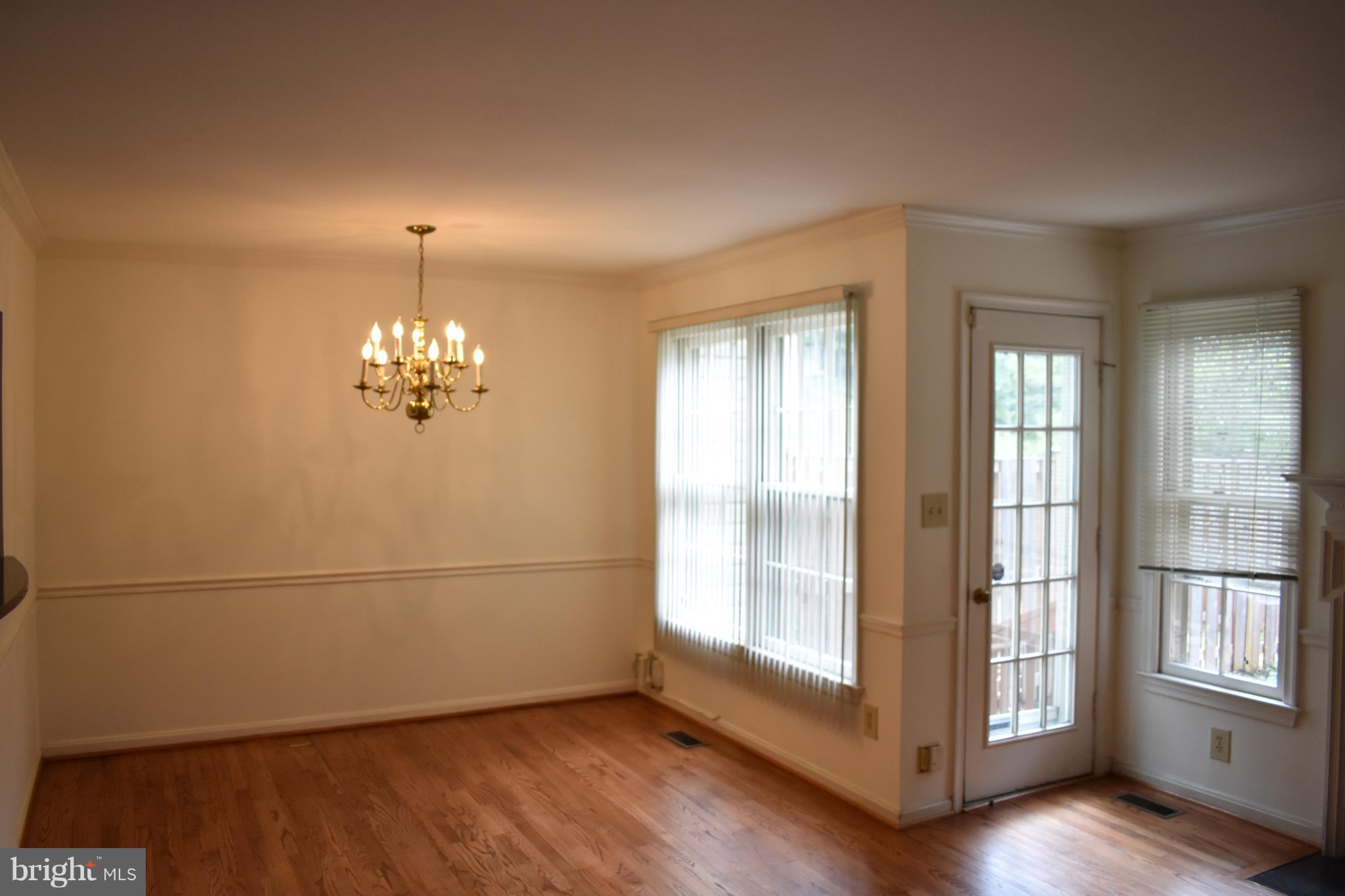 1925 Duffield Lane Alexandria, VA 22307 - Photo 10 of 24 Dining Room