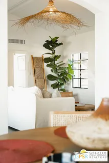 $1,050,000 | 625 South Camino Real, Palm Springs, CA 92264