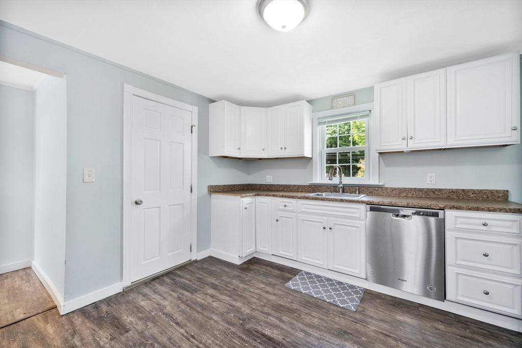19 Spring Street Westfield, MA 01085 - Photo 16 of 31 Gallery Image 16