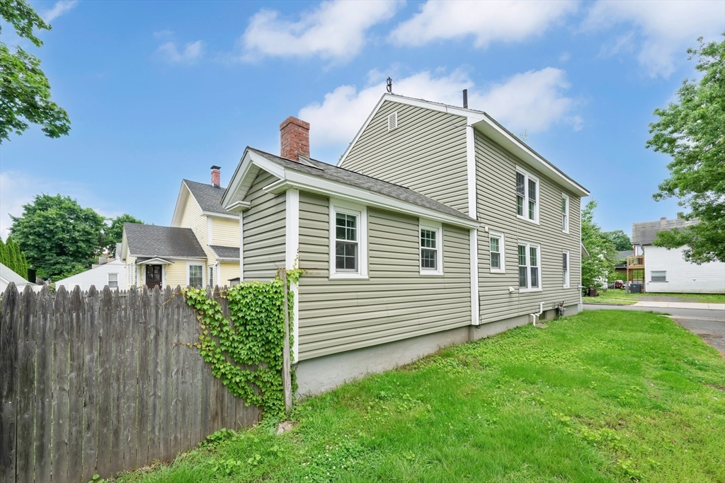 19 Spring Street Westfield, MA 01085 - Photo 27 of 31 Gallery Image 27