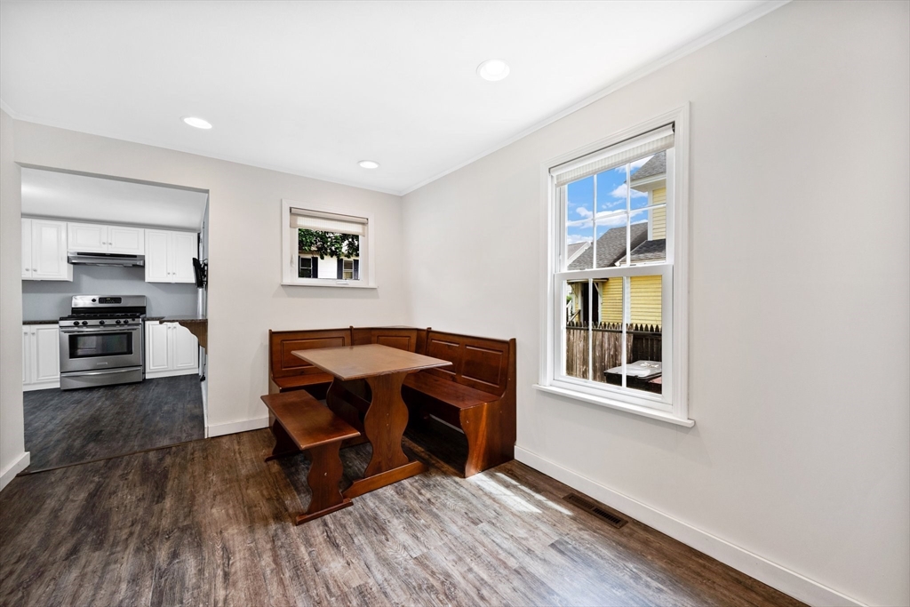 19 Spring Street Westfield, MA 01085 - Photo 9 of 31 Gallery Image 9