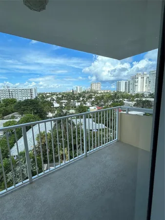 $4,400 | 1200 Hibiscus Avenue, Unit 702, Pompano Beach, FL 33062