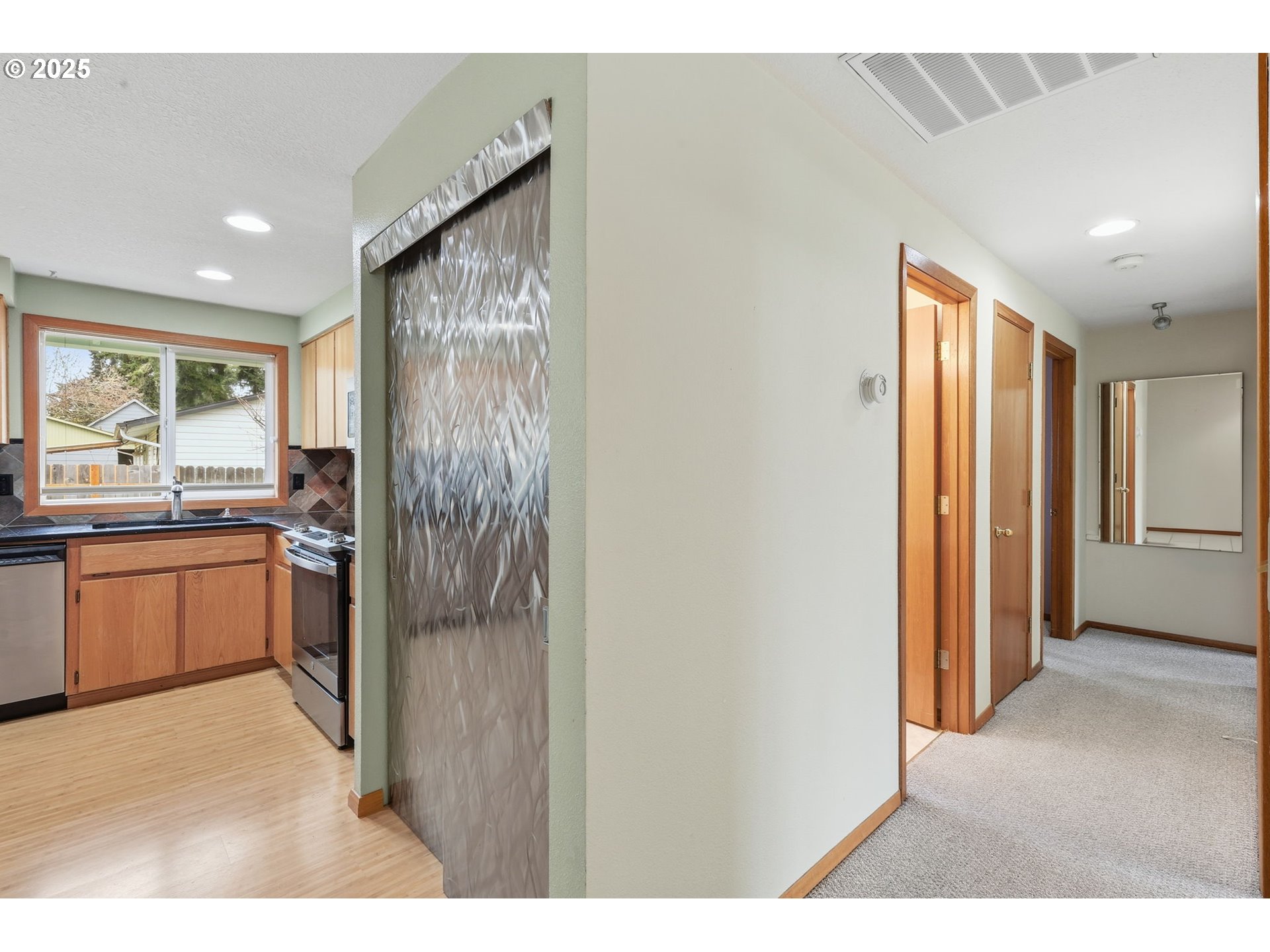 19235 Southwest Durell Court Beaverton, OR 97003 - Photo 19 of 47