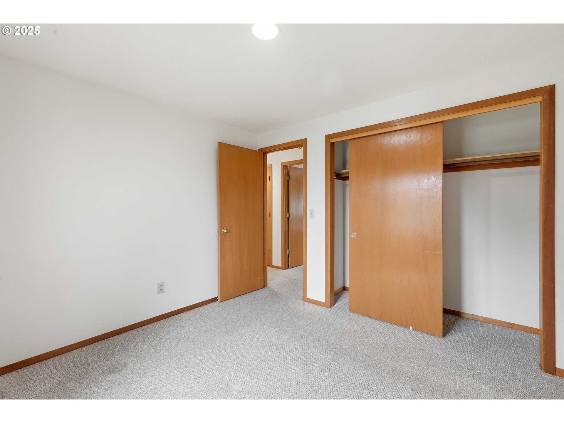 19235 Southwest Durell Court Beaverton, OR 97003 - Photo 24 of 47