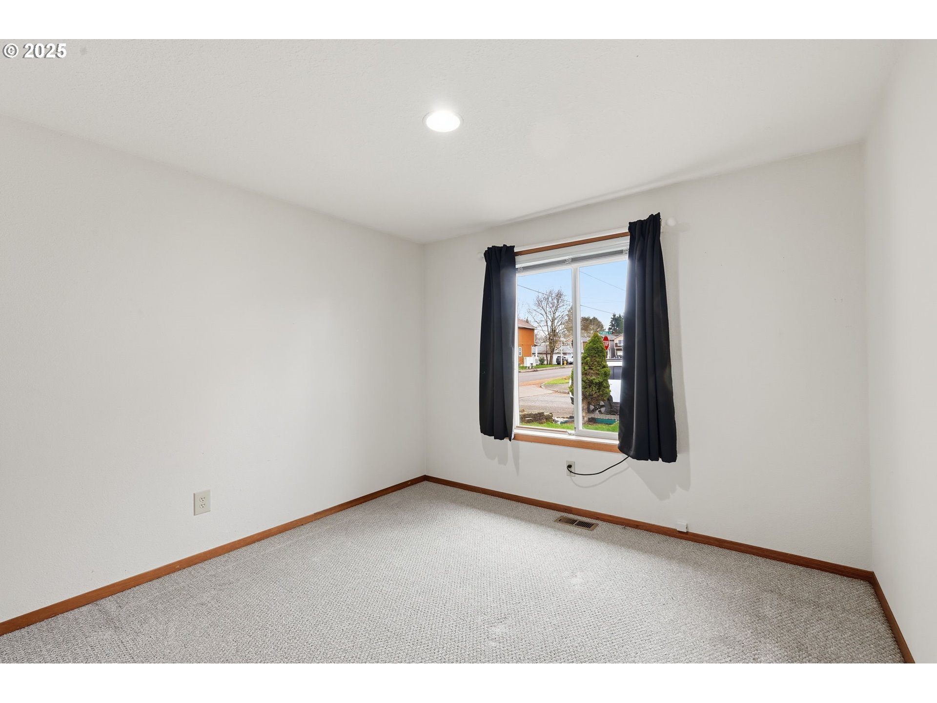 19235 Southwest Durell Court Beaverton, OR 97003 - Photo 28 of 47