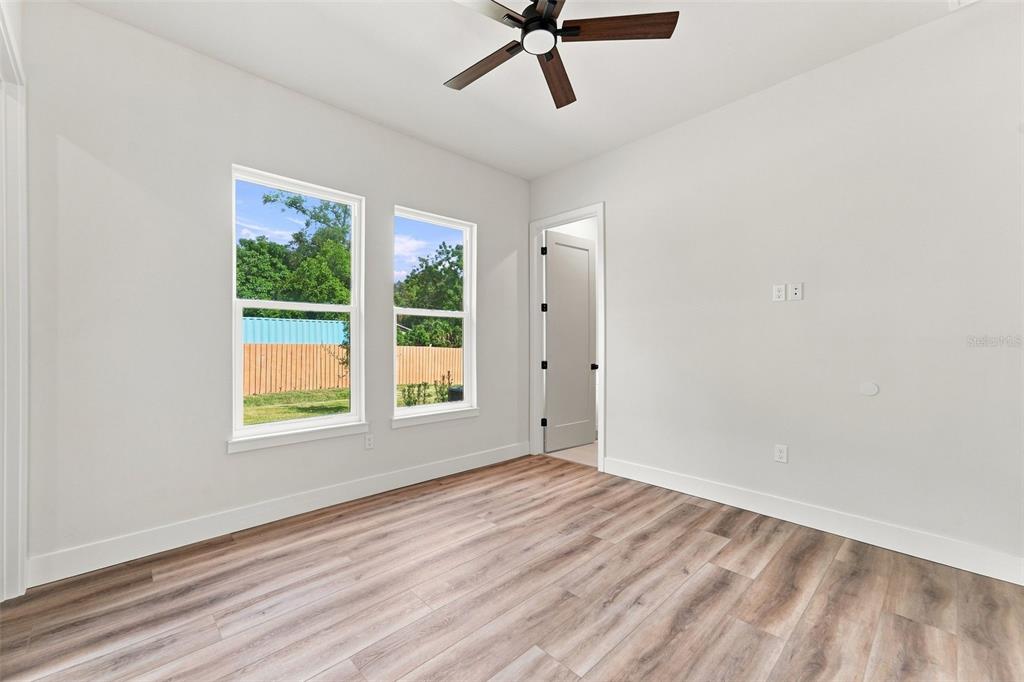 561 North Thompson Road Apopka, FL 32712 - Photo 12 of 43 Gallery Image 12