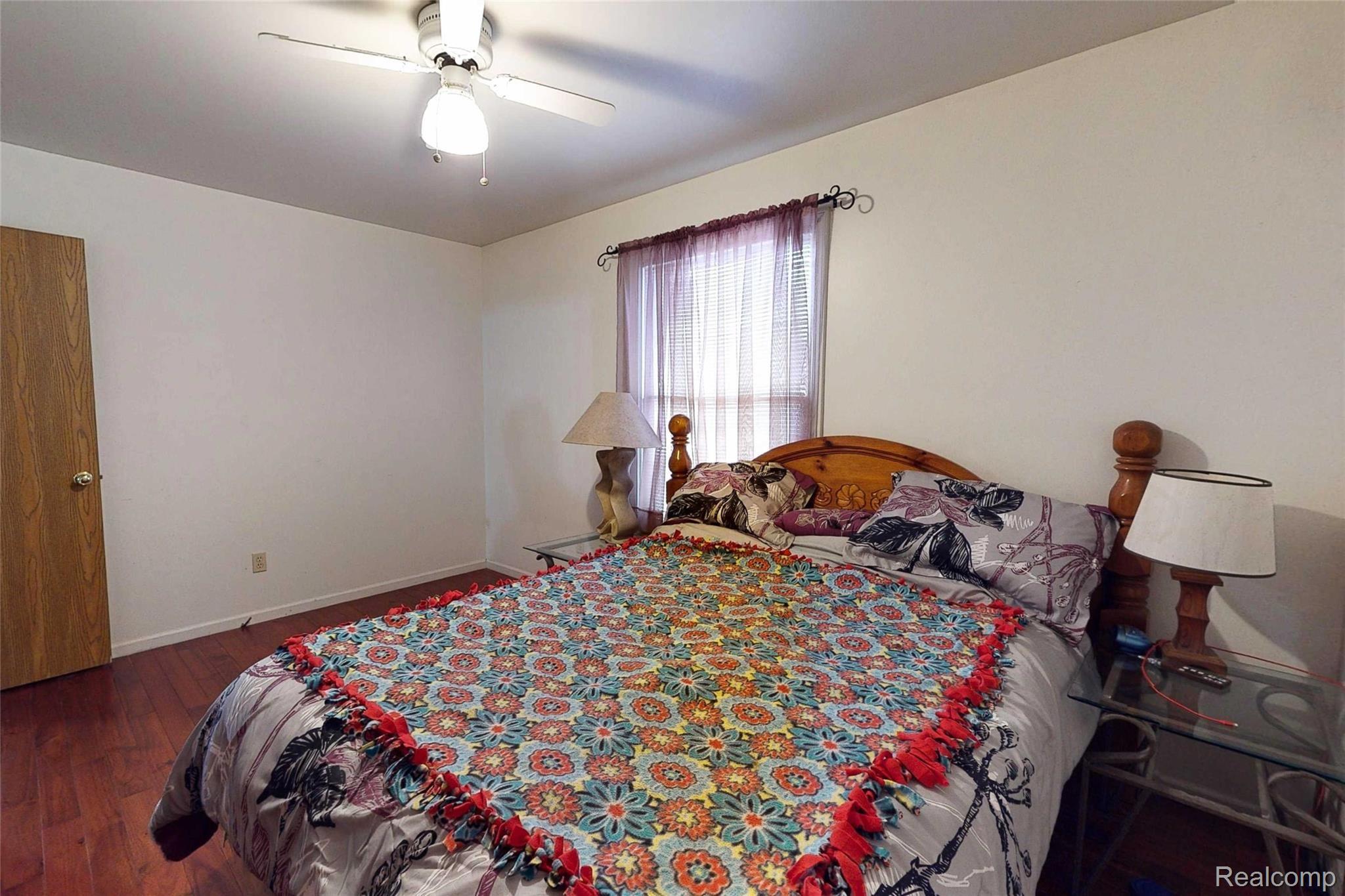 3198 South Irish Road Davison, MI 48423 - Photo 15 of 42 3198-S-Irish-Road-Bedroom 3.jpg