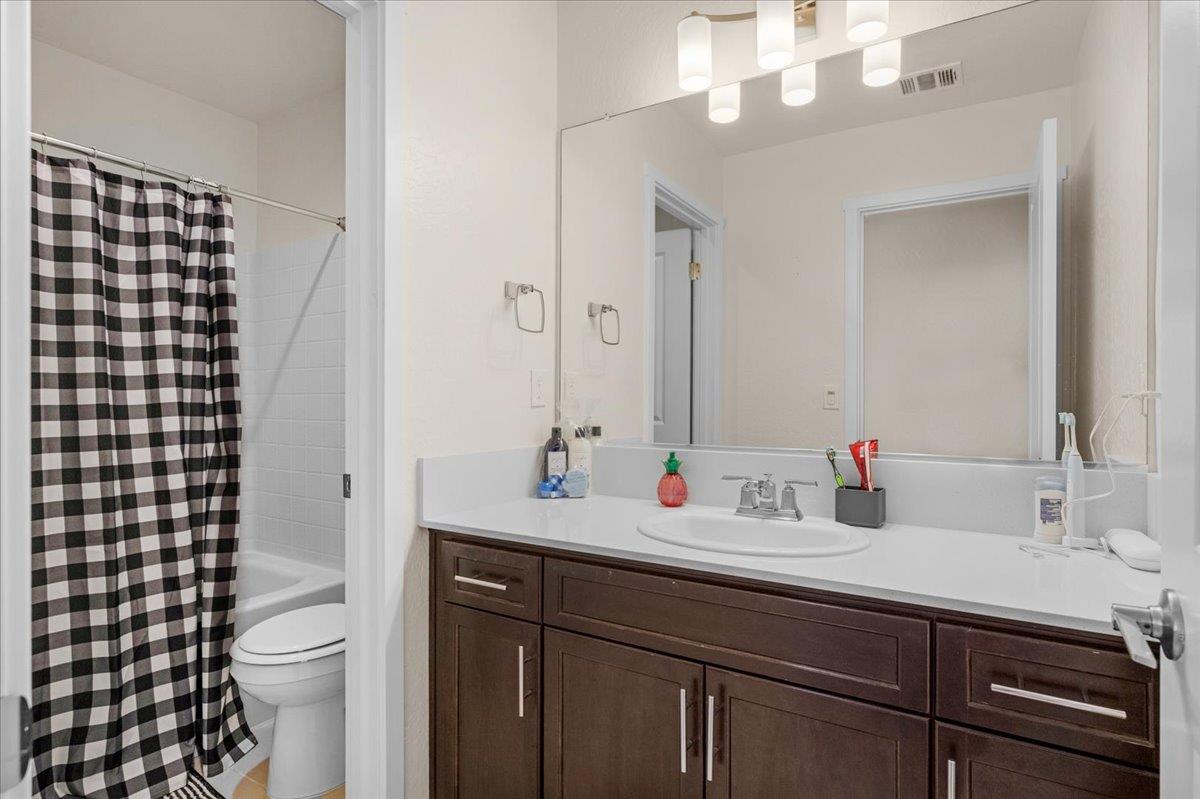 841 Corazon Avenue Clovis, CA 93619 - Photo 21 of 48