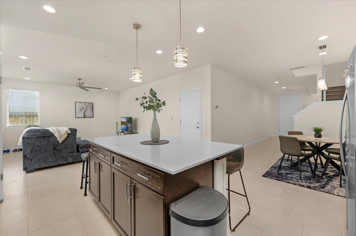 841 Corazon Avenue Clovis, CA 93619 - Photo 10 of 48