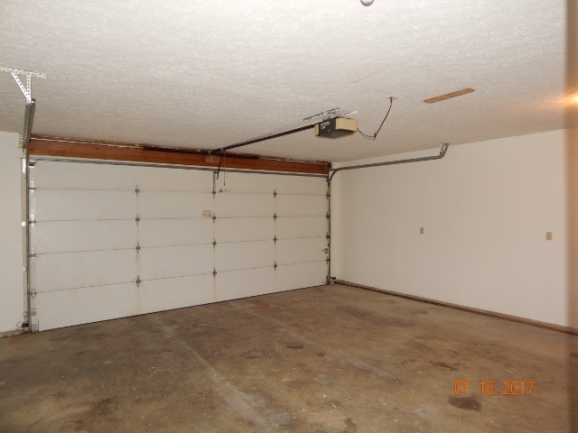 627 Pinhook Road Bedford, IN 47421 - Photo 12 of 27