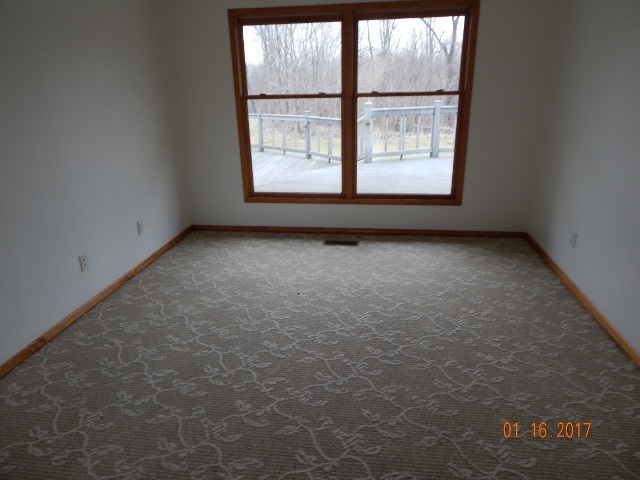 627 Pinhook Road Bedford, IN 47421 - Photo 8 of 27