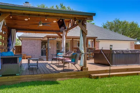 $439,000 | 3413 Lake Highlands Drive, Rowlett, TX 75088