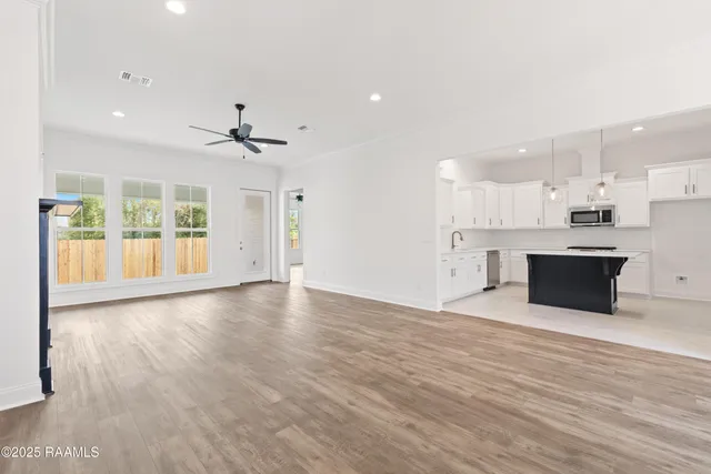 $369,000 | 101 Gosling Way, Lafayette, LA 70507