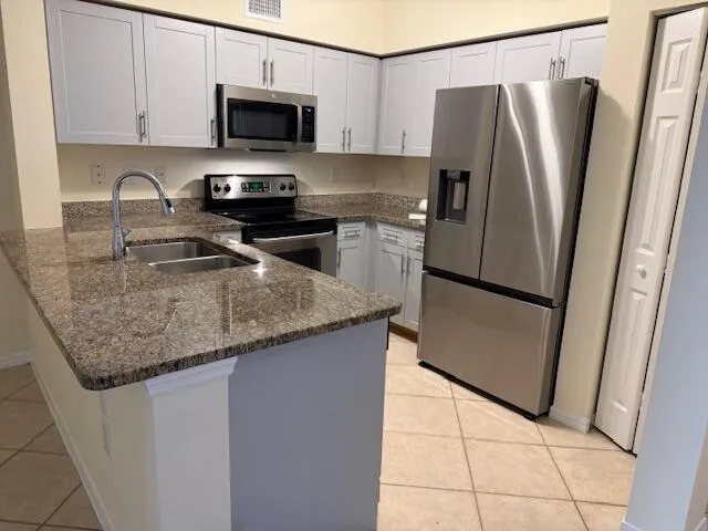 a view of utility room