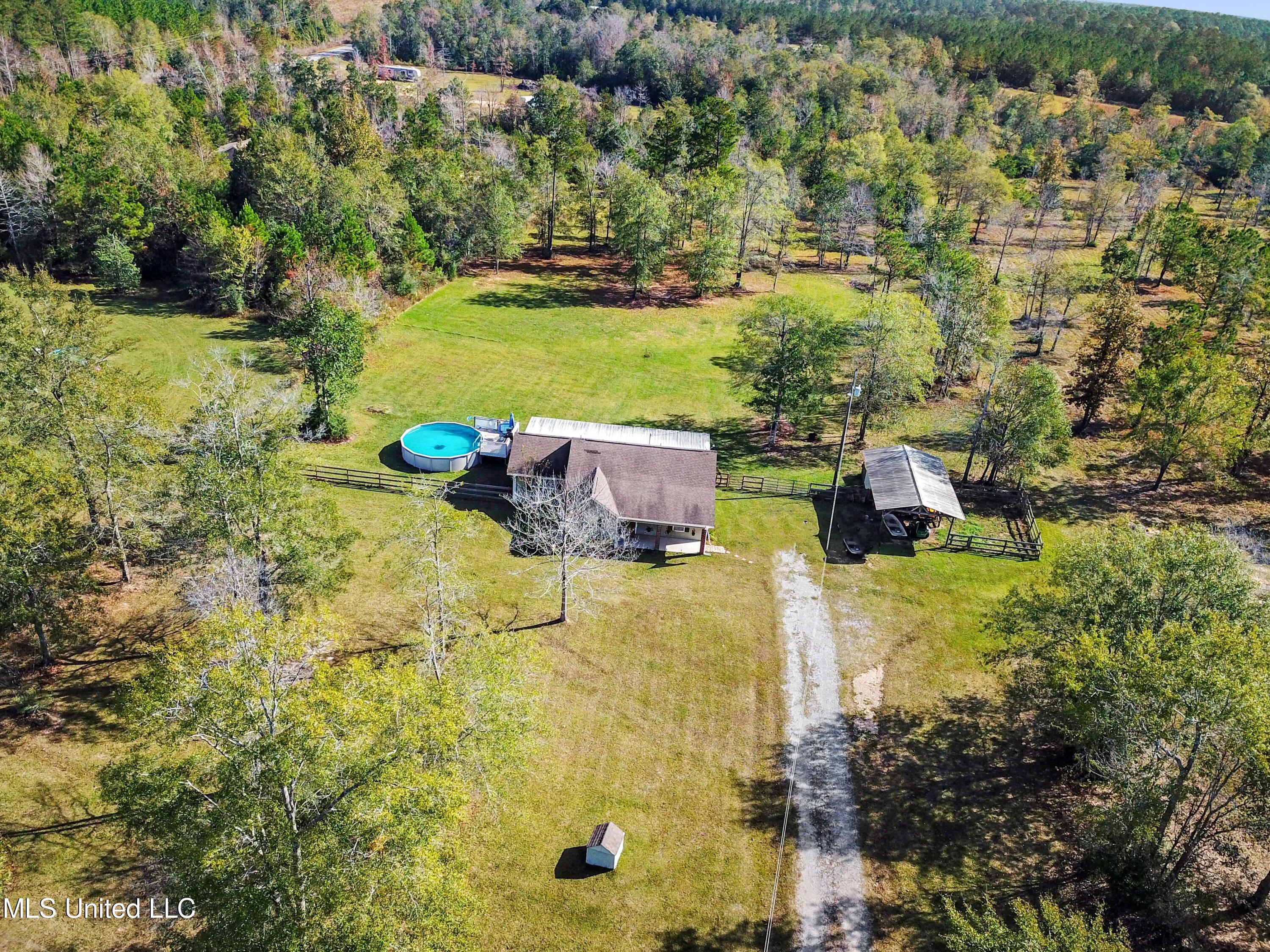 15 R Moran Road McHenry, MS 39561 - Photo 22 of 29 022