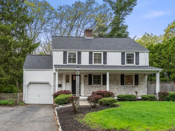 $1,995,000 | 21 Madison Road, Wellesley, MA 02481