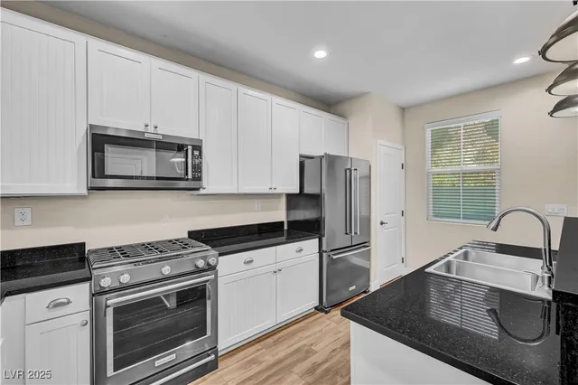 $2,300 | 1888 Via Firenze, Henderson, NV 89044