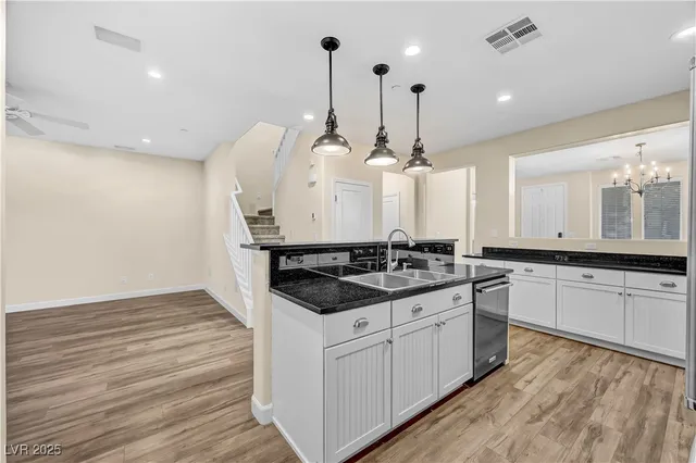 $2,300 | 1888 Via Firenze, Henderson, NV 89044