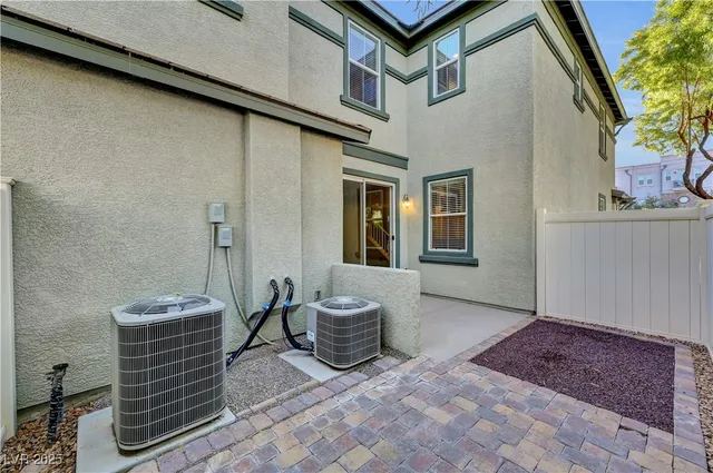 $2,300 | 1888 Via Firenze, Henderson, NV 89044