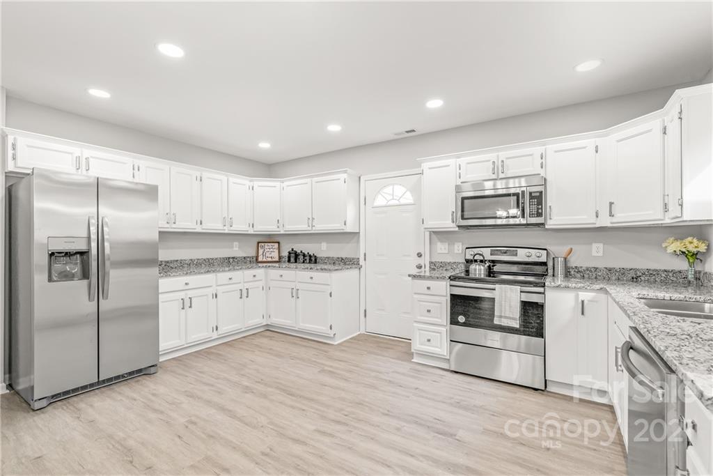309 Miles Road Shelby, NC 28150 - Photo 2 of 26 Gallery Image 2