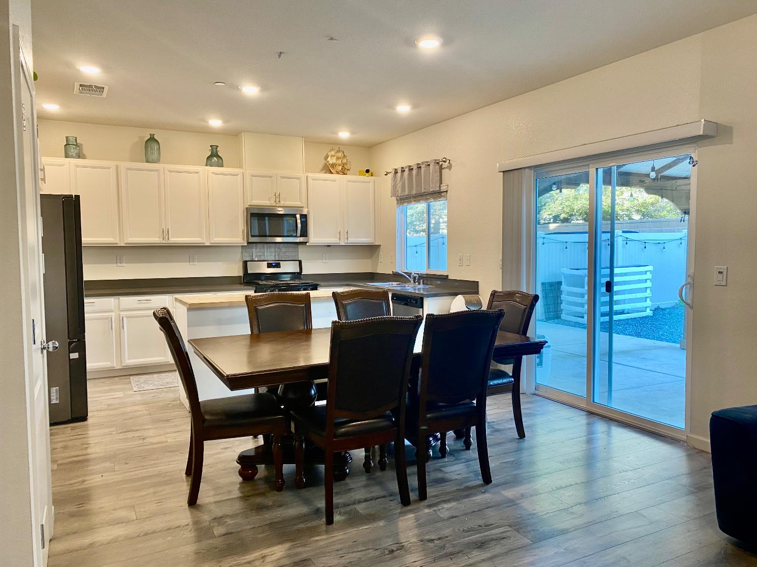 8040 Aldred Way Antelope, CA 95843 - Photo 6 of 12