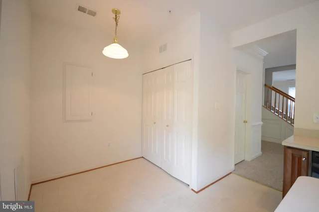 $2,000 | 6506 J Wiltshire Drive, Unit 201, Frederick, MD 21703