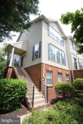 $2,000 | 6506 J Wiltshire Drive, Unit 201, Frederick, MD 21703