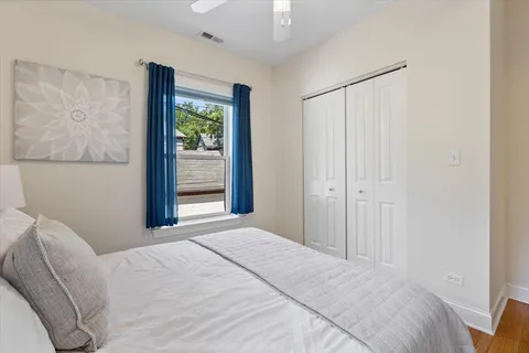 $375,000 | 1226 Elmwood Avenue, Unit 1W, Evanston, IL 60202