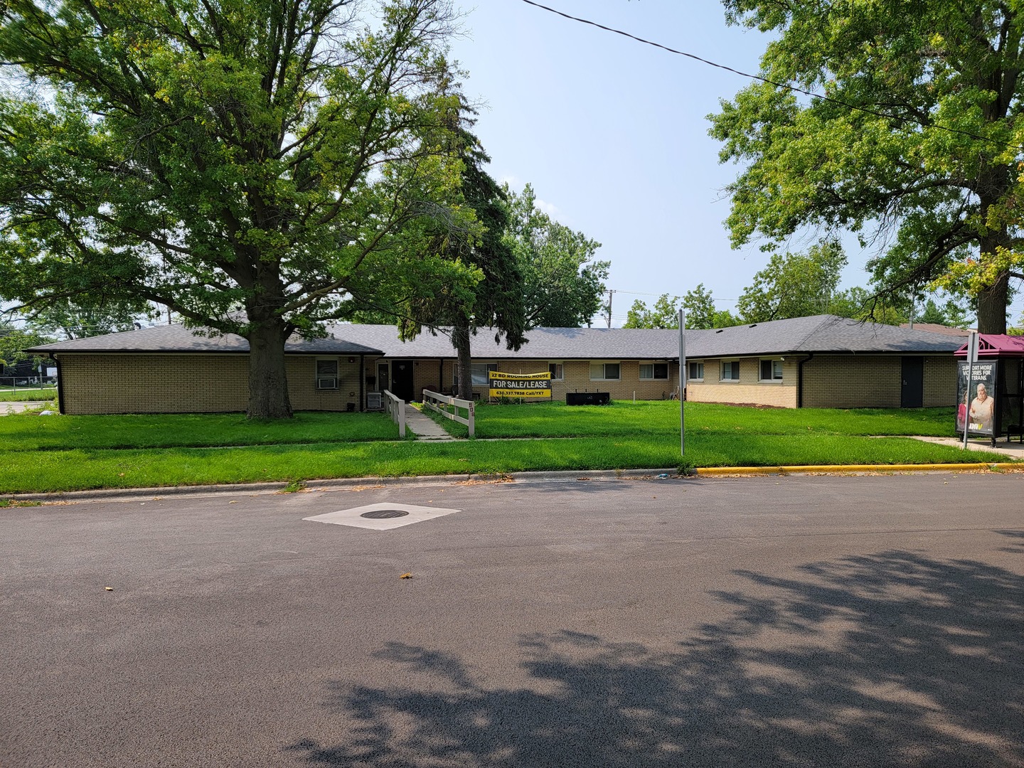 908 Greenbrier Road, Unit 908 DeKalb, IL 60115 - Photo 1 of 14