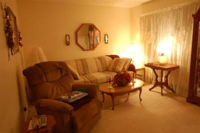 13 Raintree Court Irvine, KY 40336 - Photo 3 of 9 Large living room!