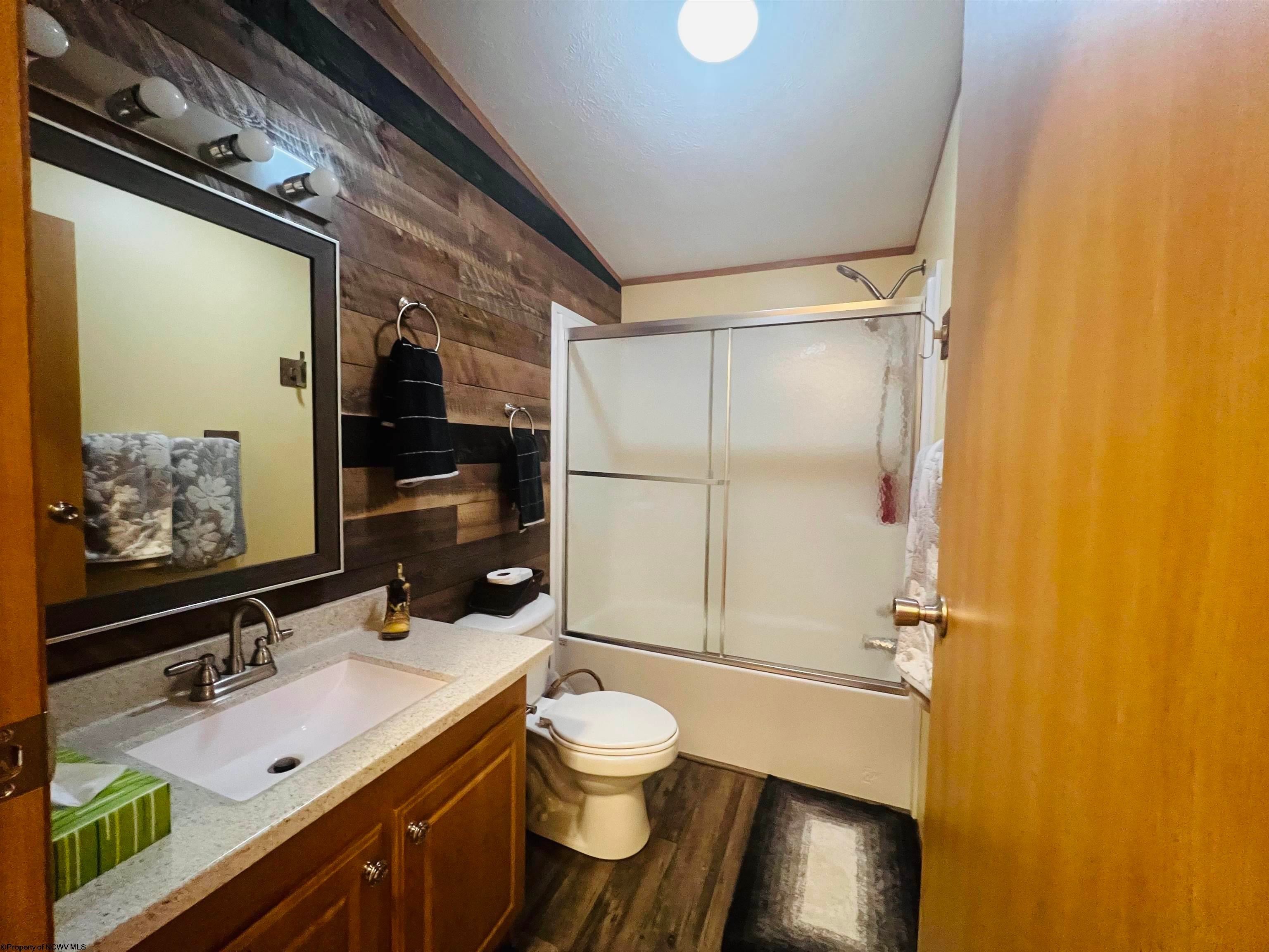 118 Sandy Lane Reedsville, WV 26547 - Photo 17 of 23 Gallery Image 17