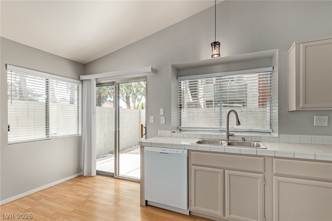 2689 Rungsted Street Las Vegas, NV 89142 - Photo 9 of 28