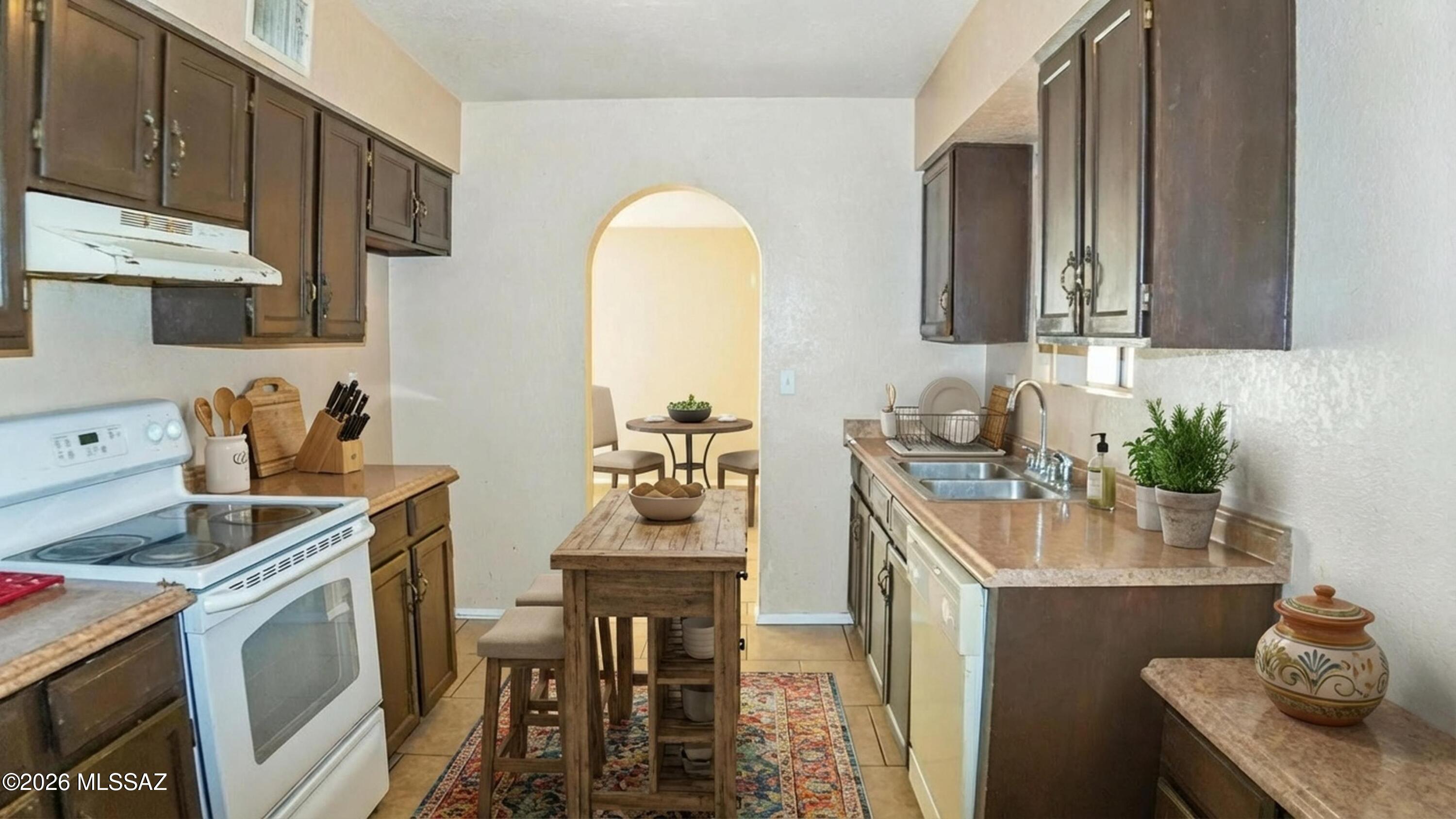 1214 Brandy Court Rio Rico, AZ 85648 - Photo 4 of 13 Gallery Image 4