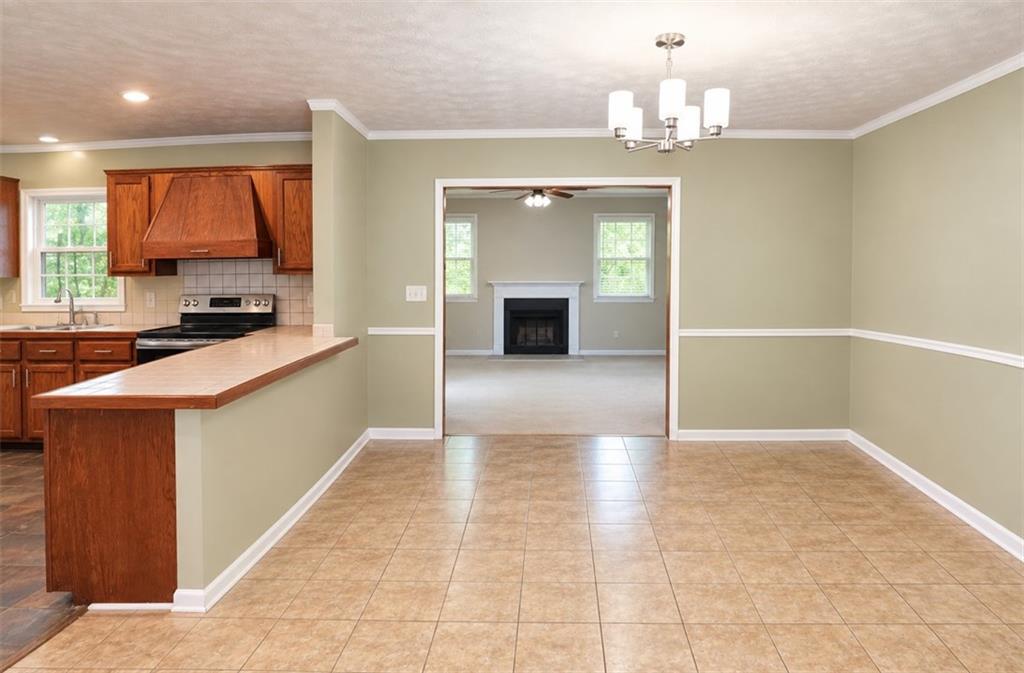 613 Sheppard Road Stone Mountain, GA 30083 - Photo 3 of 25 Gallery Image 3