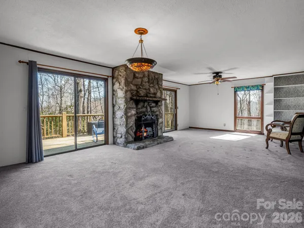 $399,000 | 177 Tsisqua Circle, Brevard, NC 28712