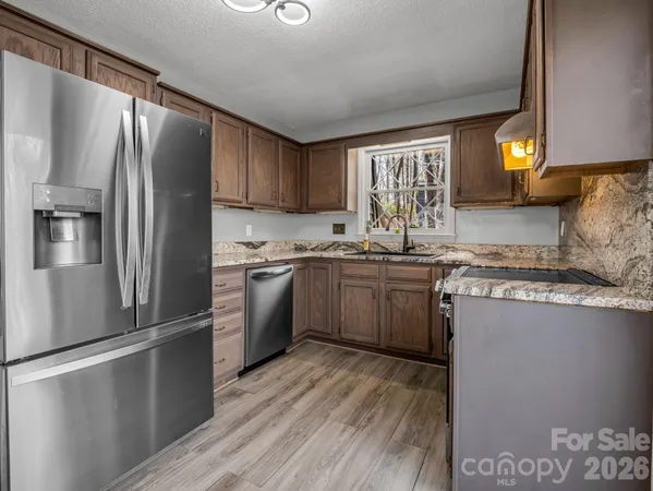$399,000 | 177 Tsisqua Circle, Brevard, NC 28712